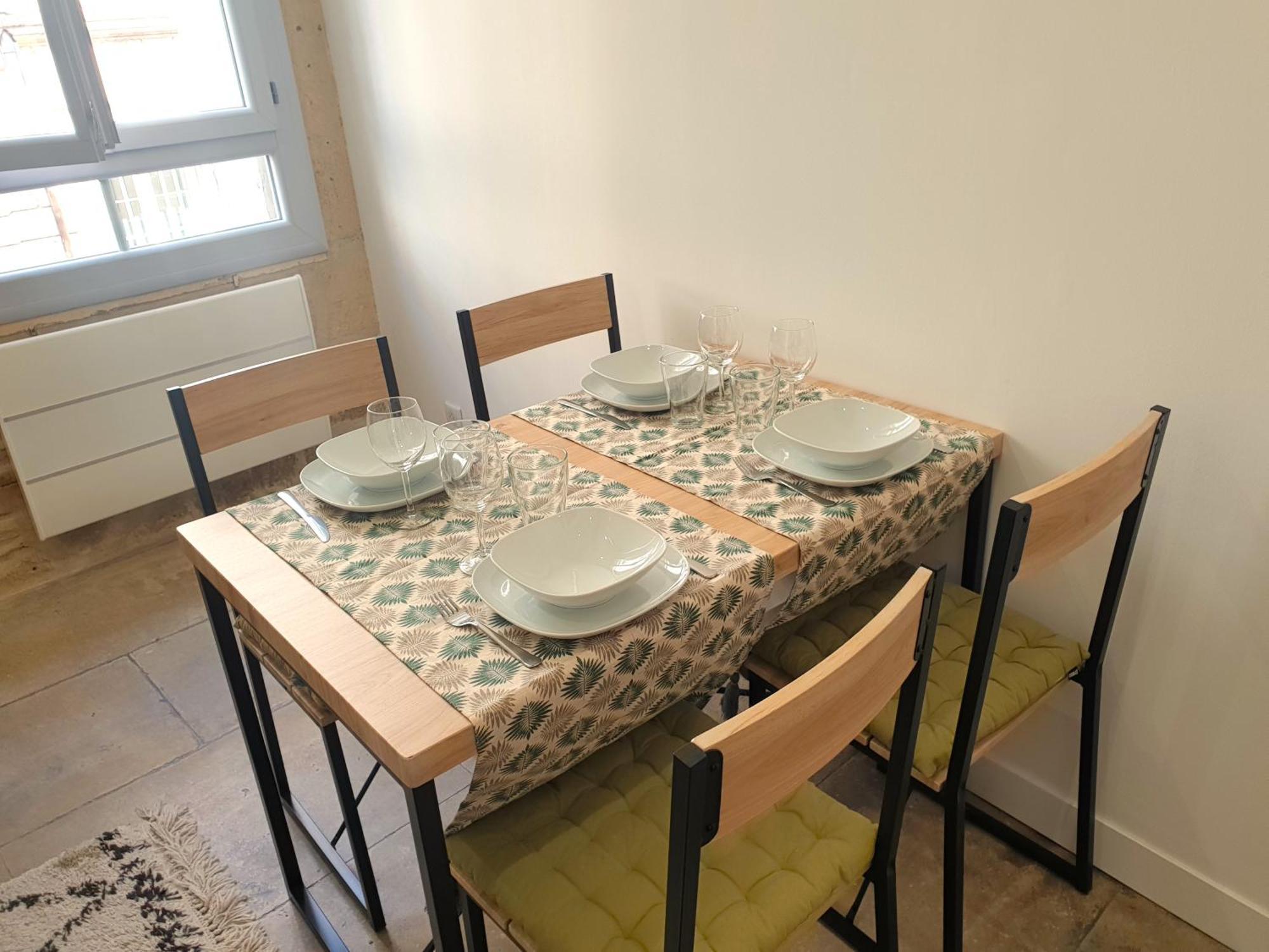 Appartement Cosy Dans Le Centre Historique Montpellier Dış mekan fotoğraf